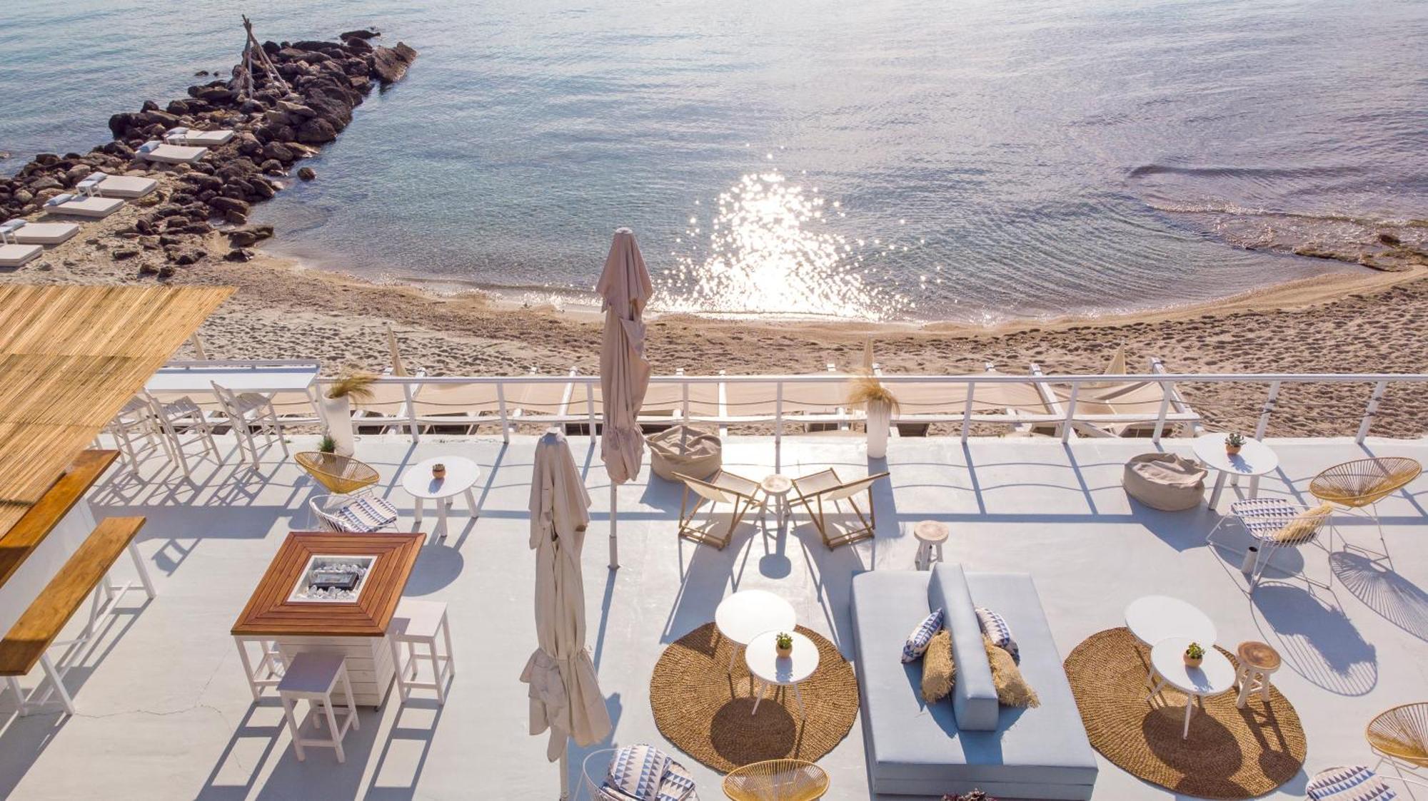 White Suites Resort أفيتوس المظهر الخارجي الصورة